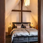 Am Kunstturm Apartman *