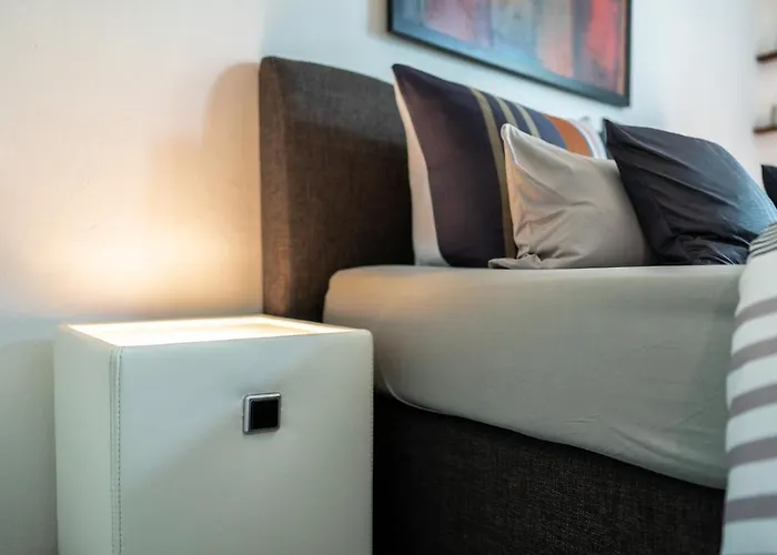 아파트 페리엔보눙 암 쿤스트투름 *