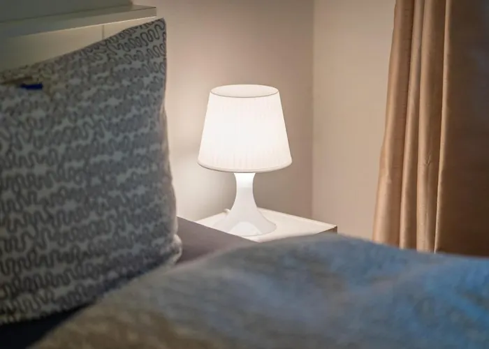 아파트 페리엔보눙 암 쿤스트투름