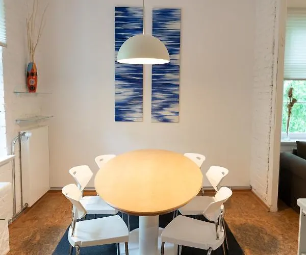 아파트 페리엔보눙 암 쿤스트투름 바이마르