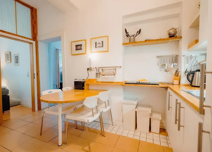 Am Kunstturm Apartment *