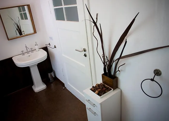 페리엔보눙 암 쿤스트투름